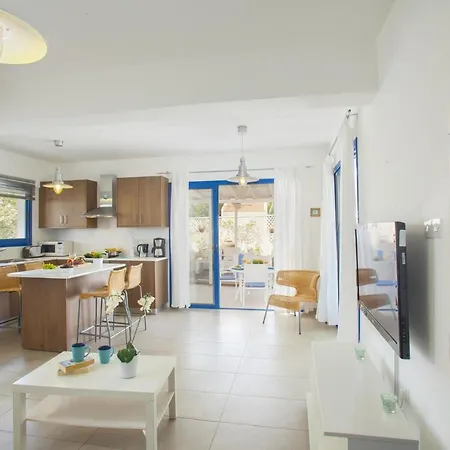 וילה How To Rent Your Own Villa In Protaras Close To The Beach, Protaras Villa 1427