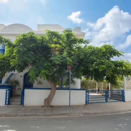 וילה How To Rent Your Own Villa In Protaras Close To The Beach, Protaras Villa 1427 *