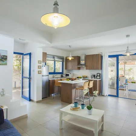 How To Rent Your Own Villa In Protaras Close To The Beach, Protaras Villa 1427 فيلة